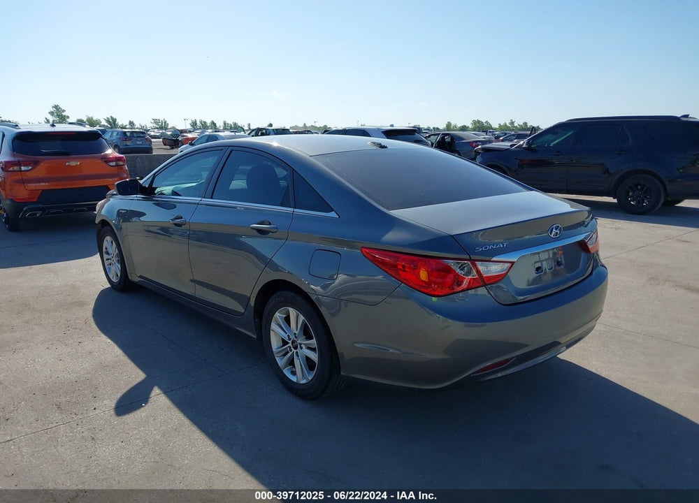 2013 HYUNDAI SONATA GLS VIN: 5NPEB4AC0DH682449