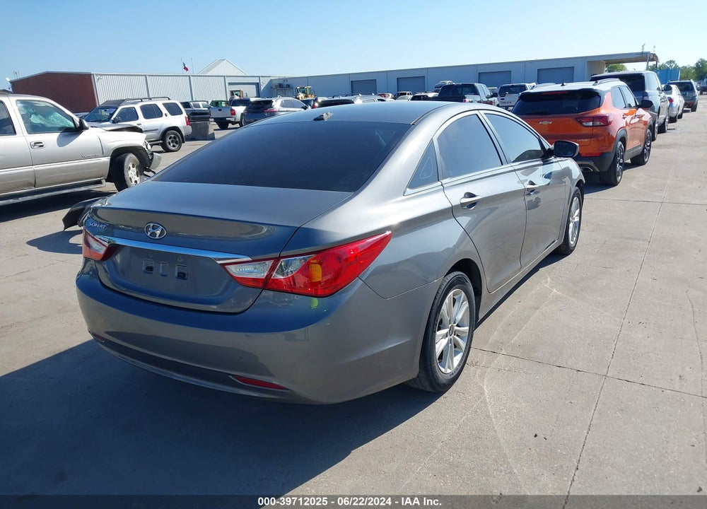 2013 HYUNDAI SONATA GLS VIN: 5NPEB4AC0DH682449