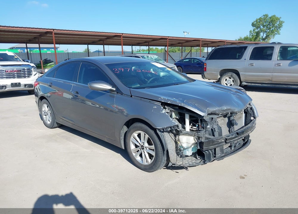 2013 HYUNDAI SONATA GLS VIN: 5NPEB4AC0DH682449