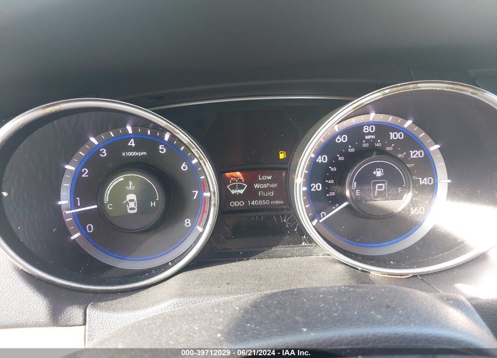 2011 HYUNDAI SONATA VIN: 5NPEB4AC6BH256987