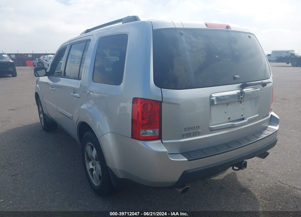 2010 HONDA PILOT EX-L VIN: 5FNYF4H52AB016910