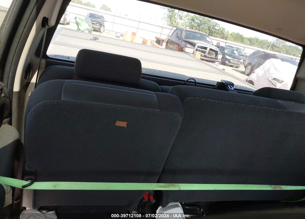 2011 CHEVROLET SILVERADO 1500 LS VIN: 3GCPCREA2BG185890