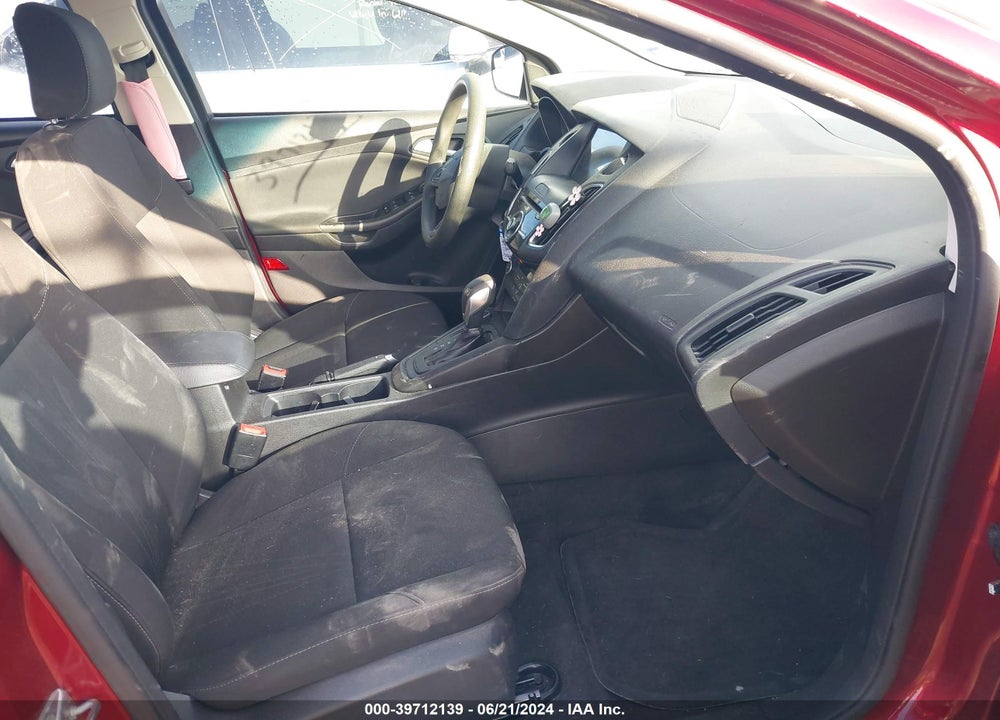 2017 FORD FOCUS SEL VIN: 1FADP3H25HL341673