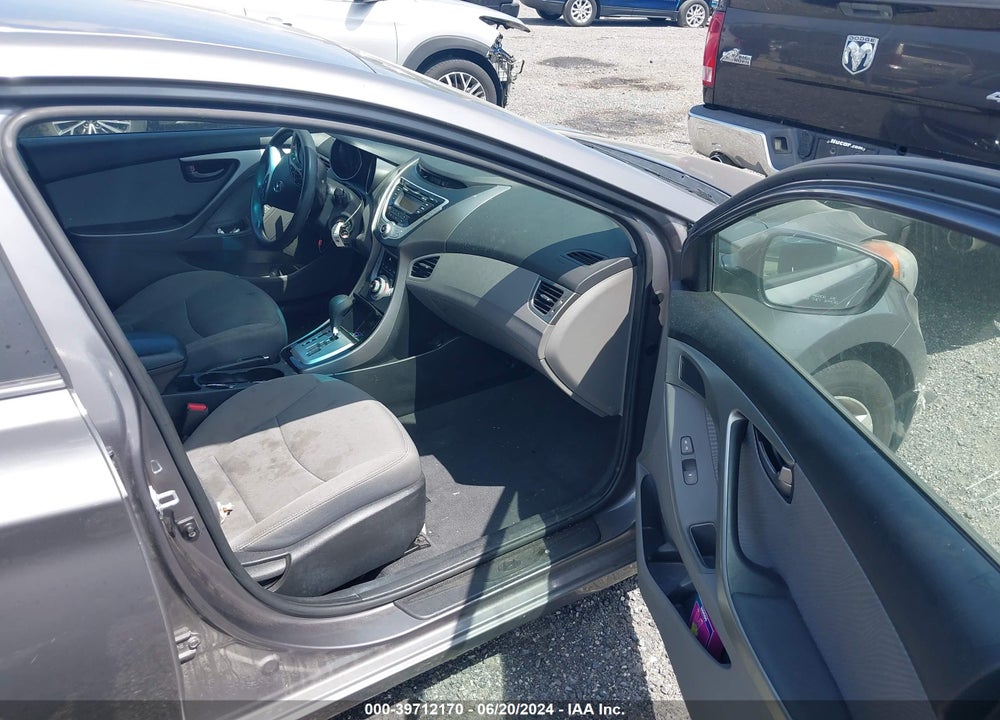 2011 HYUNDAI ELANTRA GLS VIN: 5NPDH4AE8BH060738