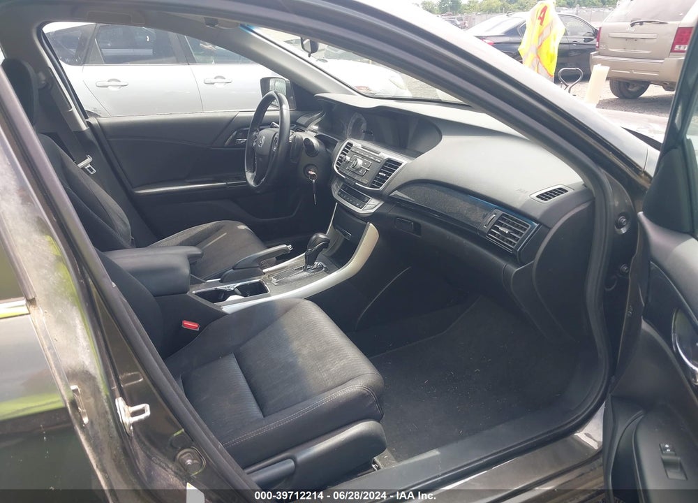 2013 HONDA ACCORD SPORT VIN: 1HGCR2F53DA061197
