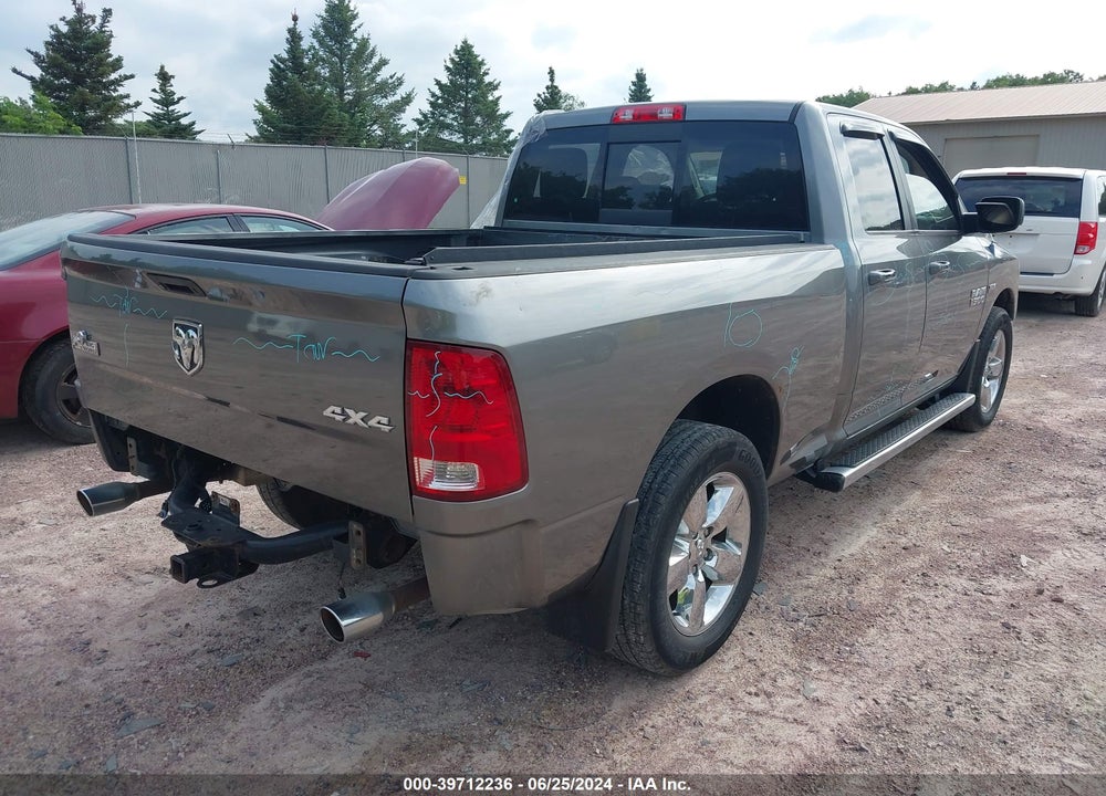 2013 RAM 1500 BIG HORN VIN: 1C6RR7GT2DS559895