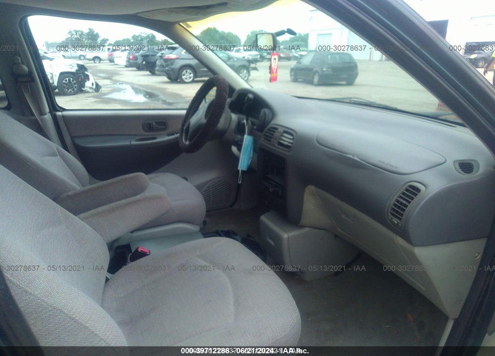 1998 NISSAN QUEST GXE/XE VIN: 4N2ZN1115WD808199