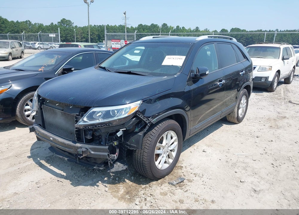 2014 KIA SORENTO LX V6 VIN: 5XYKTDA76EG533376