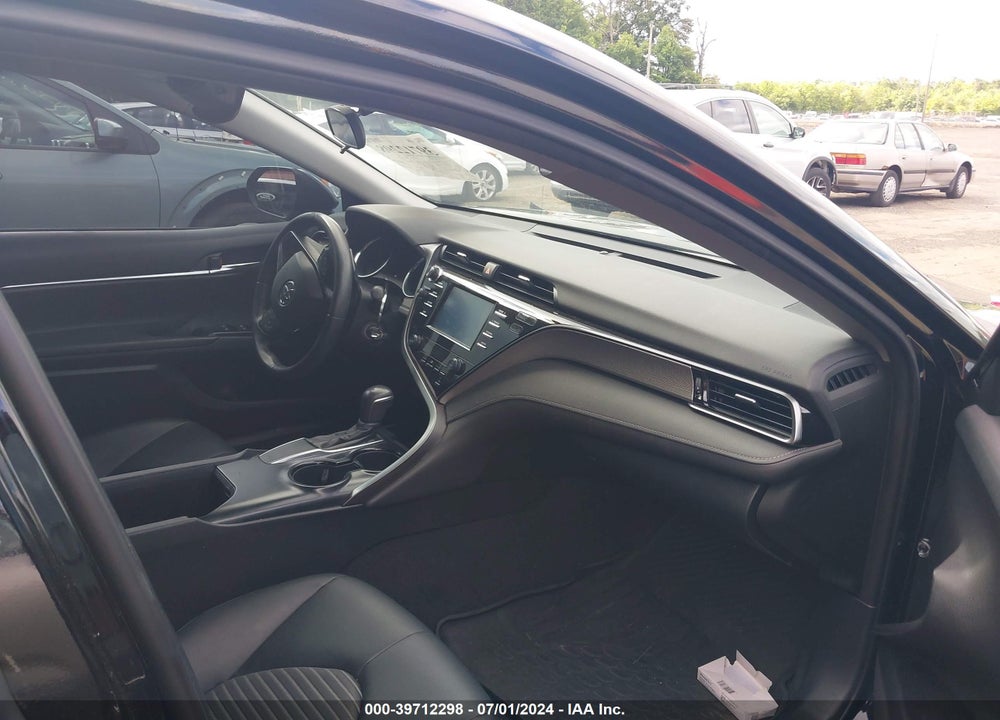 2019 TOYOTA CAMRY VIN: 4T1B11HK2KU285017