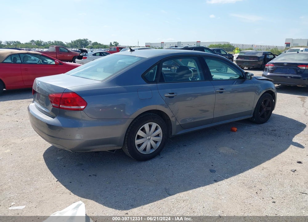 2013 VOLKSWAGEN PASSAT 2.5L S VIN: 1VWAP7A36DC095585