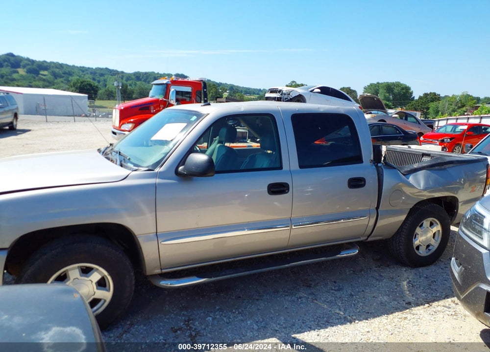 2005 GMC SIERRA 1500 SLT VIN: 2GTEK13TX51225310