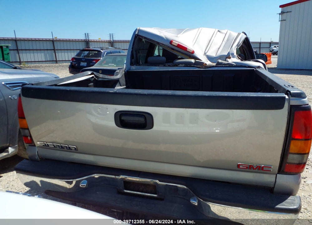 2005 GMC SIERRA 1500 SLT VIN: 2GTEK13TX51225310