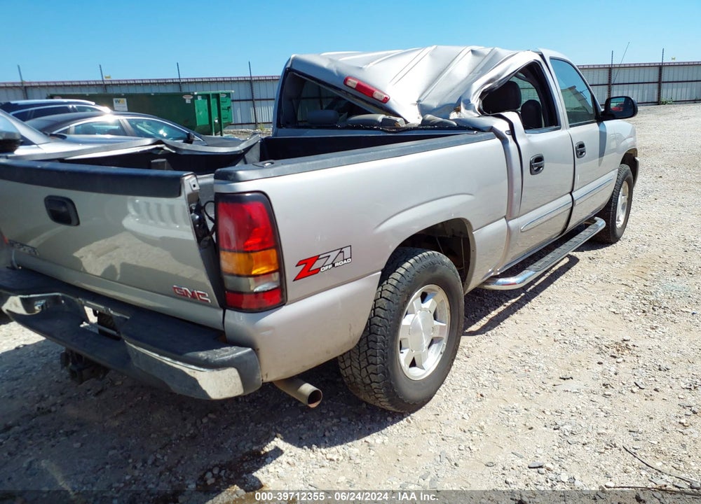 2005 GMC SIERRA 1500 SLT VIN: 2GTEK13TX51225310