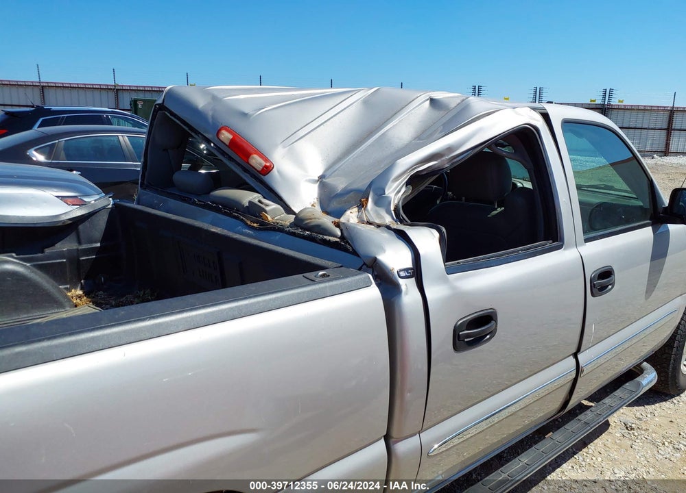 2005 GMC SIERRA 1500 SLT VIN: 2GTEK13TX51225310