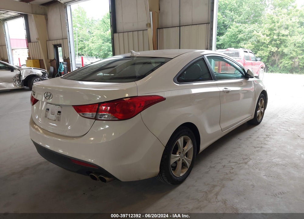 2013 HYUNDAI ELANTRA GS VIN: KMHDH6AE6DU013837