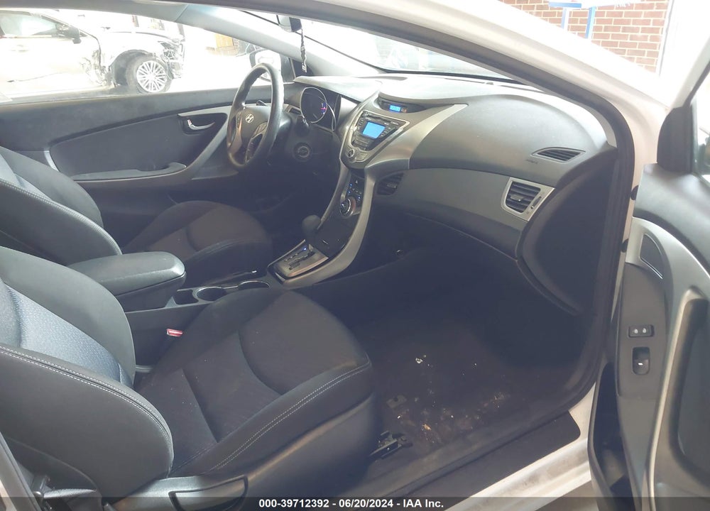2013 HYUNDAI ELANTRA GS VIN: KMHDH6AE6DU013837