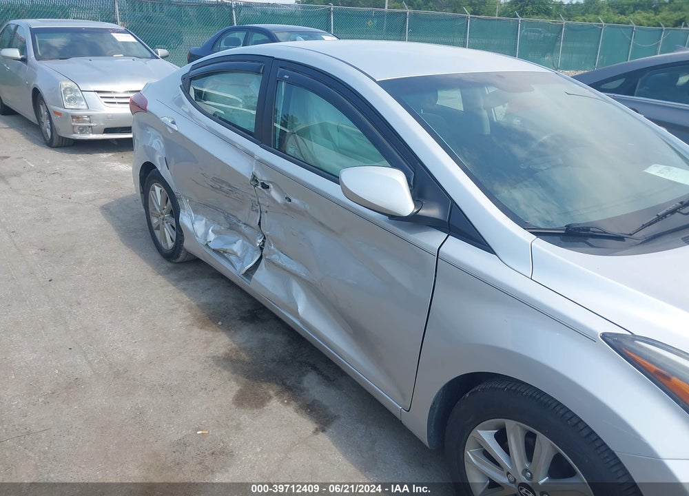 2014 HYUNDAI ELANTRA SE VIN: KMHDH4AE4EU111738