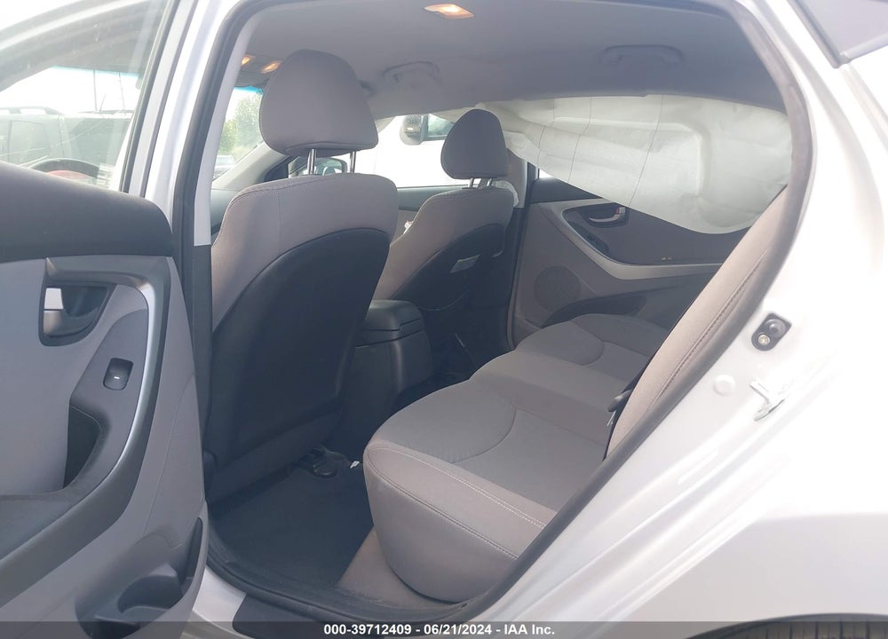 2014 HYUNDAI ELANTRA SE VIN: KMHDH4AE4EU111738