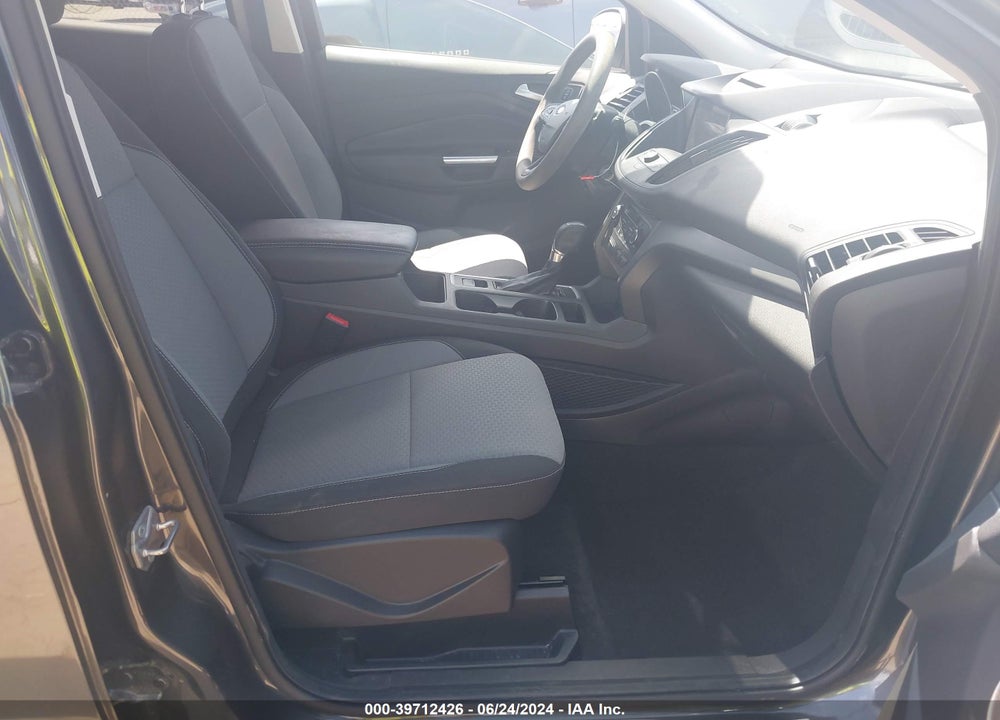 2017 FORD ESCAPE SE VIN: 1FMCU0GD6HUC47386