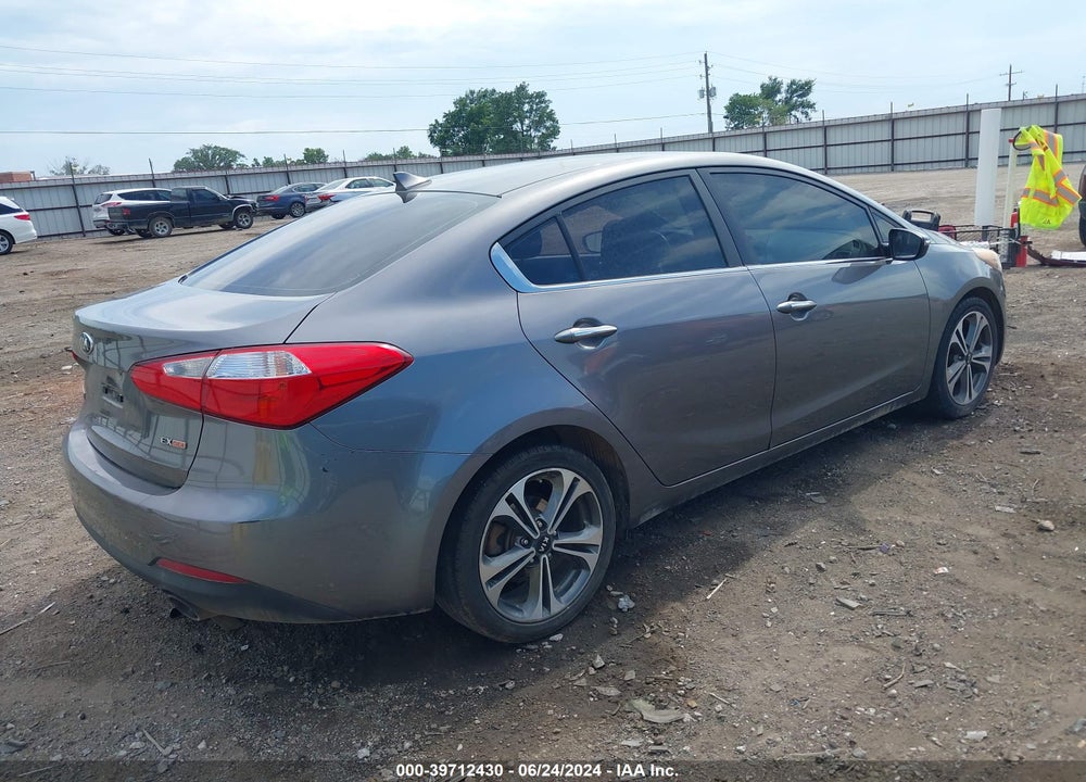 2015 KIA FORTE EX VIN: KNAFX4A83F5333495