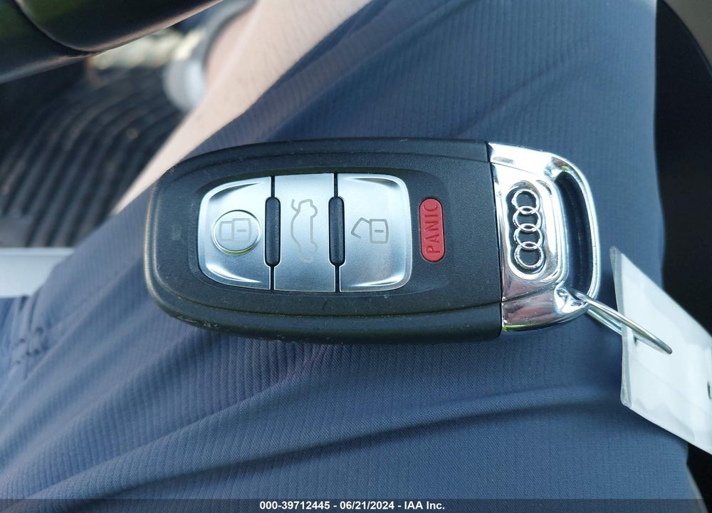 2015 AUDI A4 2.0T PREMIUM VIN: WAUAFAFL8FN036585