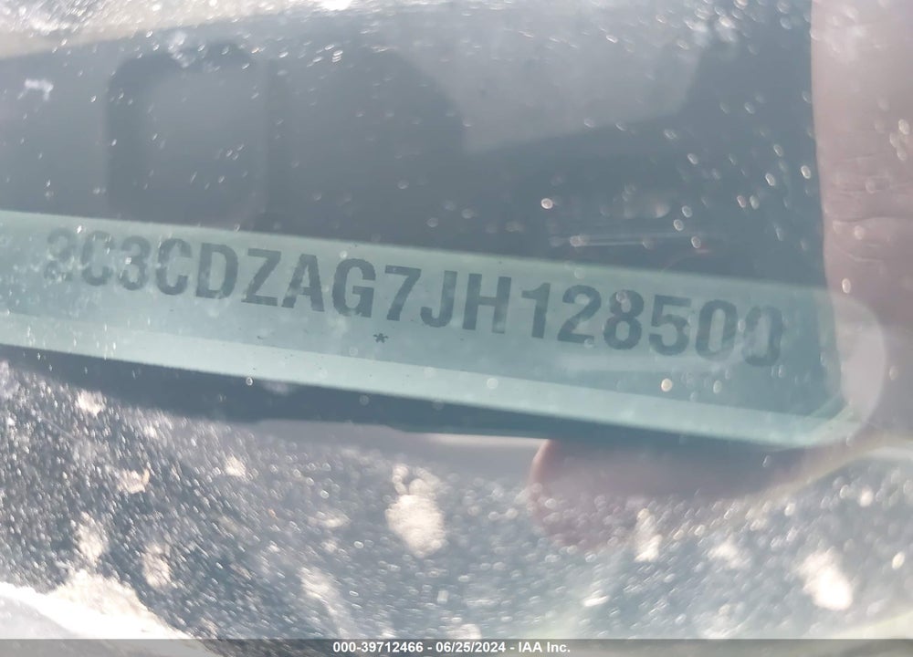 2018 DODGE CHALLENGER SXT VIN: 2C3CDZAG7JH128500