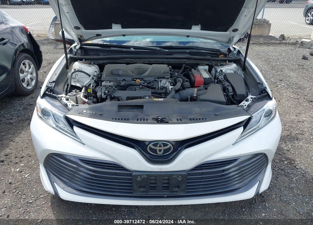 2020 TOYOTA CAMRY XLE VIN: 4T1F11AK9LU308306