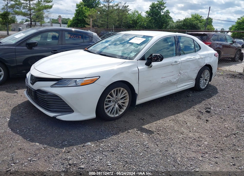 2020 TOYOTA CAMRY XLE VIN: 4T1F11AK9LU308306
