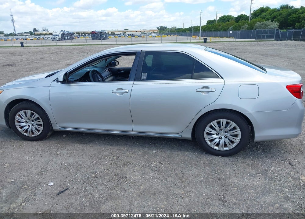 2014 TOYOTA CAMRY LE VIN: 4T1BF1FK2EU780391
