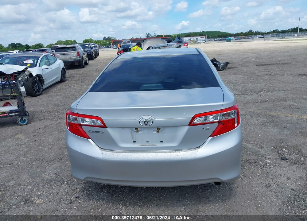 2014 TOYOTA CAMRY LE VIN: 4T1BF1FK2EU780391