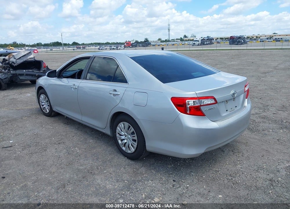 2014 TOYOTA CAMRY LE VIN: 4T1BF1FK2EU780391