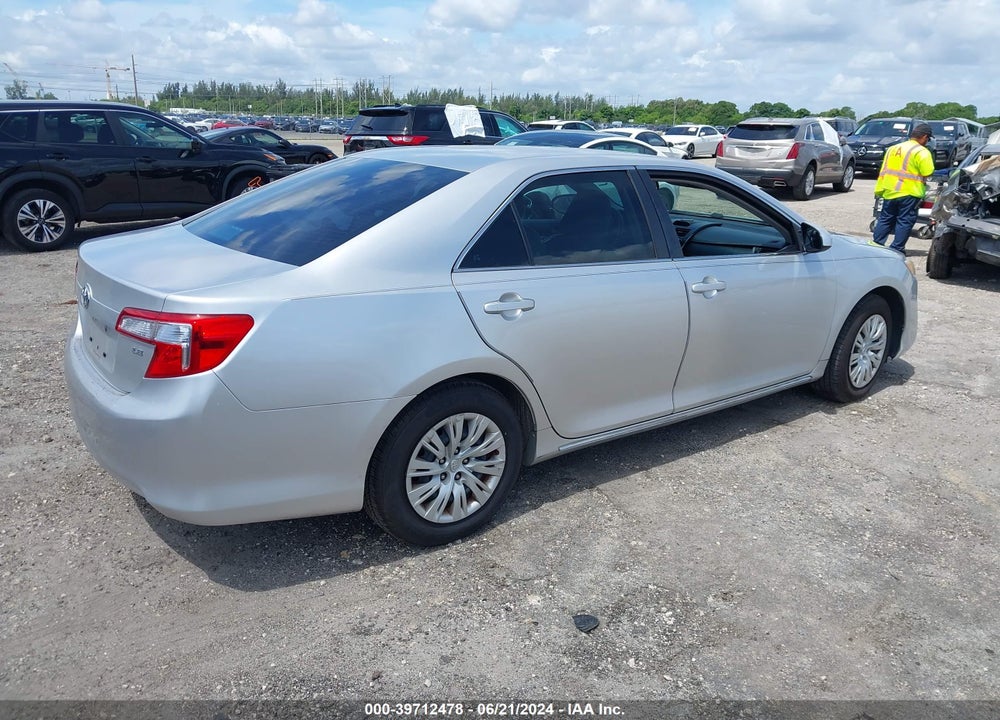 2014 TOYOTA CAMRY LE VIN: 4T1BF1FK2EU780391