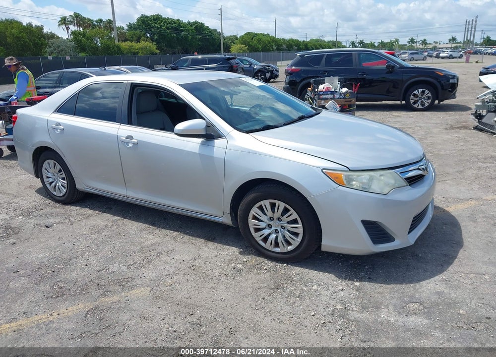 2014 TOYOTA CAMRY LE VIN: 4T1BF1FK2EU780391