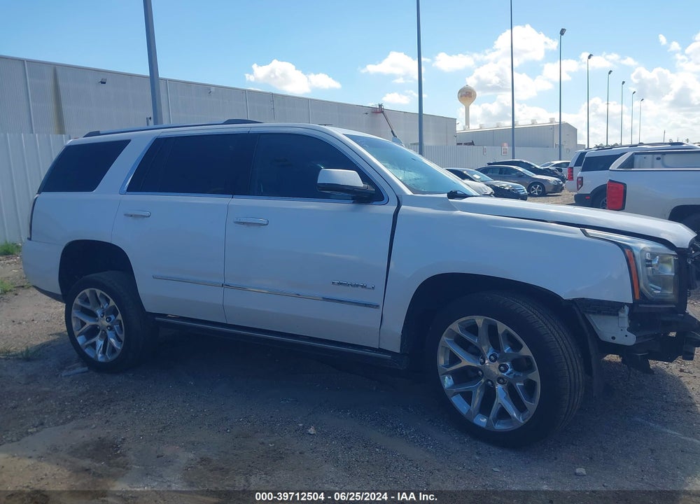 2018 GMC YUKON DENALI VIN: 1GKS1CKJ4JR142527