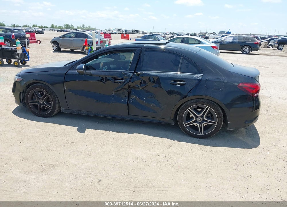 2019 MERCEDES-BENZ A 220 VIN: WDD3G4EB6KW019460