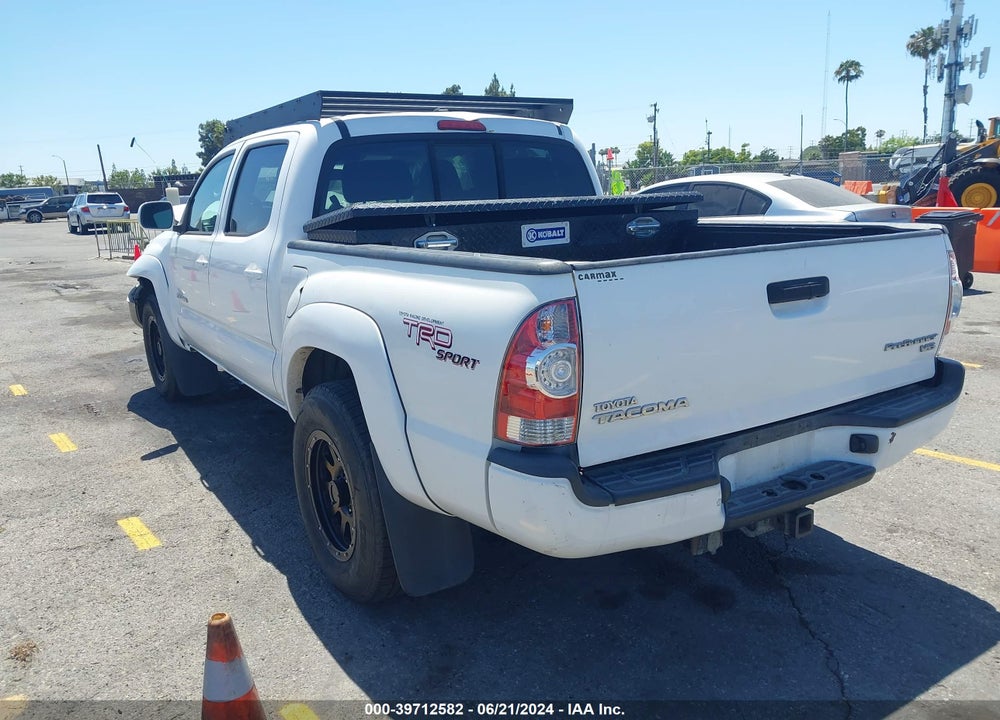 2011 TOYOTA TACOMA PRERUNNER V6 VIN: 3TMJU4GN1BM112551