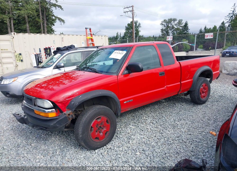 2000 CHEVROLET S-10 LS VIN: 1GCCT19W7Y8287609