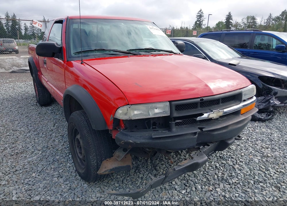 2000 CHEVROLET S-10 LS VIN: 1GCCT19W7Y8287609