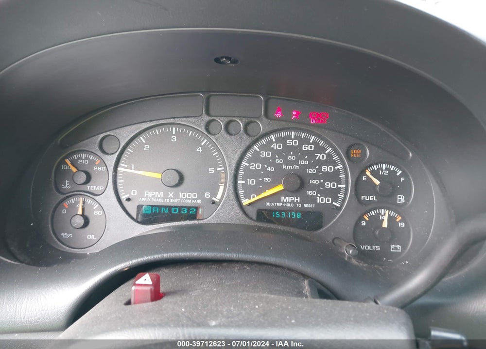 2000 CHEVROLET S-10 LS VIN: 1GCCT19W7Y8287609