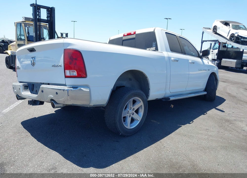 2011 RAM 1500 SLT VIN: 1D7RV1GTXBS672126