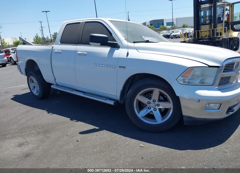 2011 RAM 1500 SLT VIN: 1D7RV1GTXBS672126