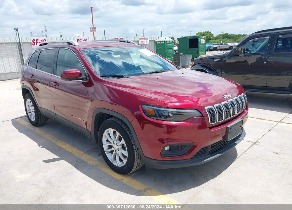 2019 JEEP CHEROKEE LATITUDE FWD VIN: 1C4PJLCBXKD357823