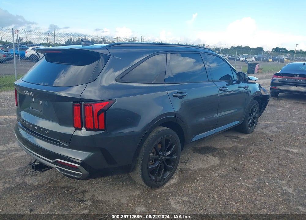 2022 KIA SORENTO SX VIN: 5XYRK4LF8NG099189