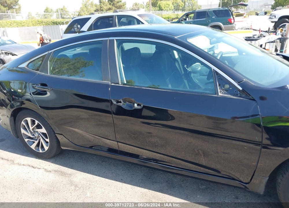 2018 HONDA CIVIC EX VIN: 2HGFC2F79JH605568