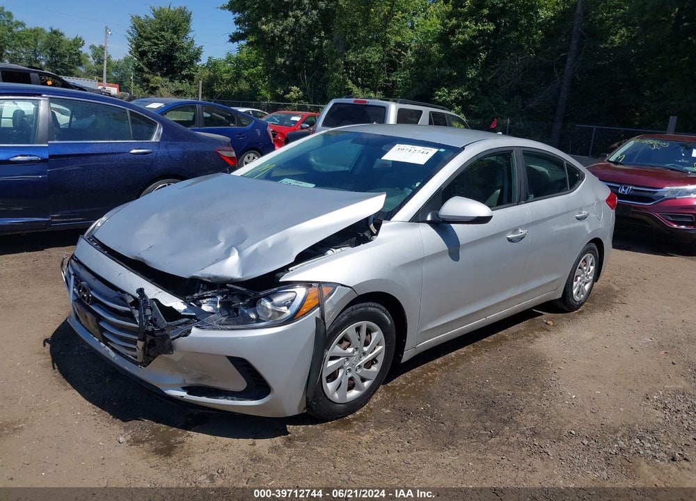 2017 HYUNDAI ELANTRA SE VIN: 5NPD74LF8HH185126