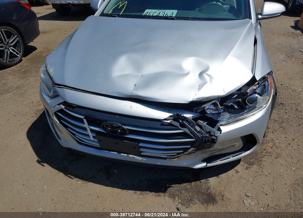 2017 HYUNDAI ELANTRA SE VIN: 5NPD74LF8HH185126