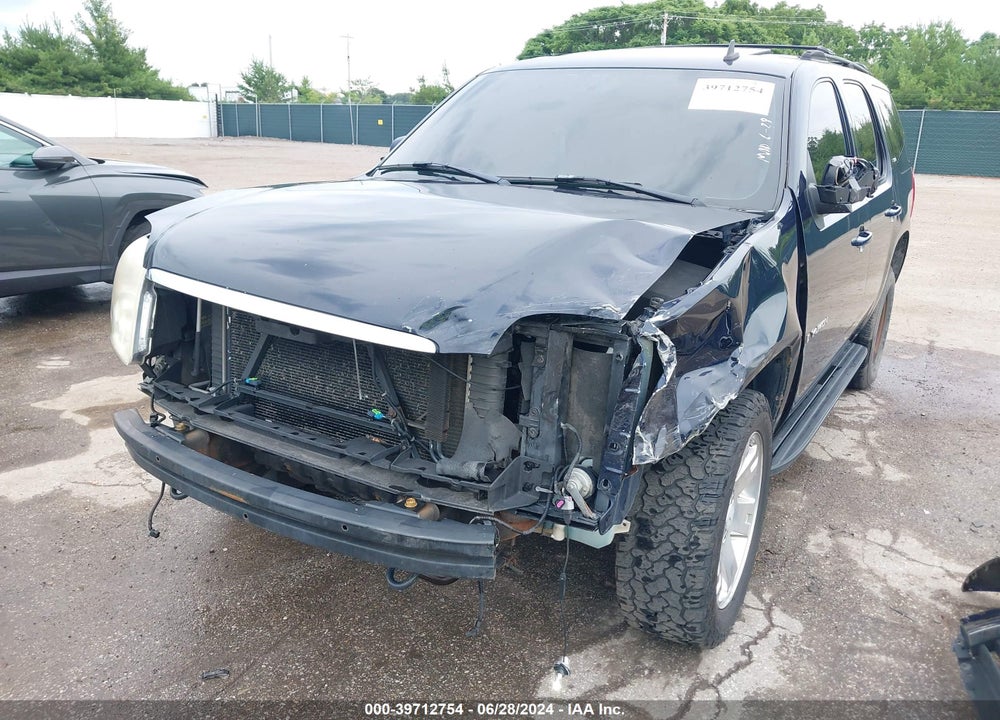2007 GMC YUKON SLT VIN: 1GKFK13047J207036