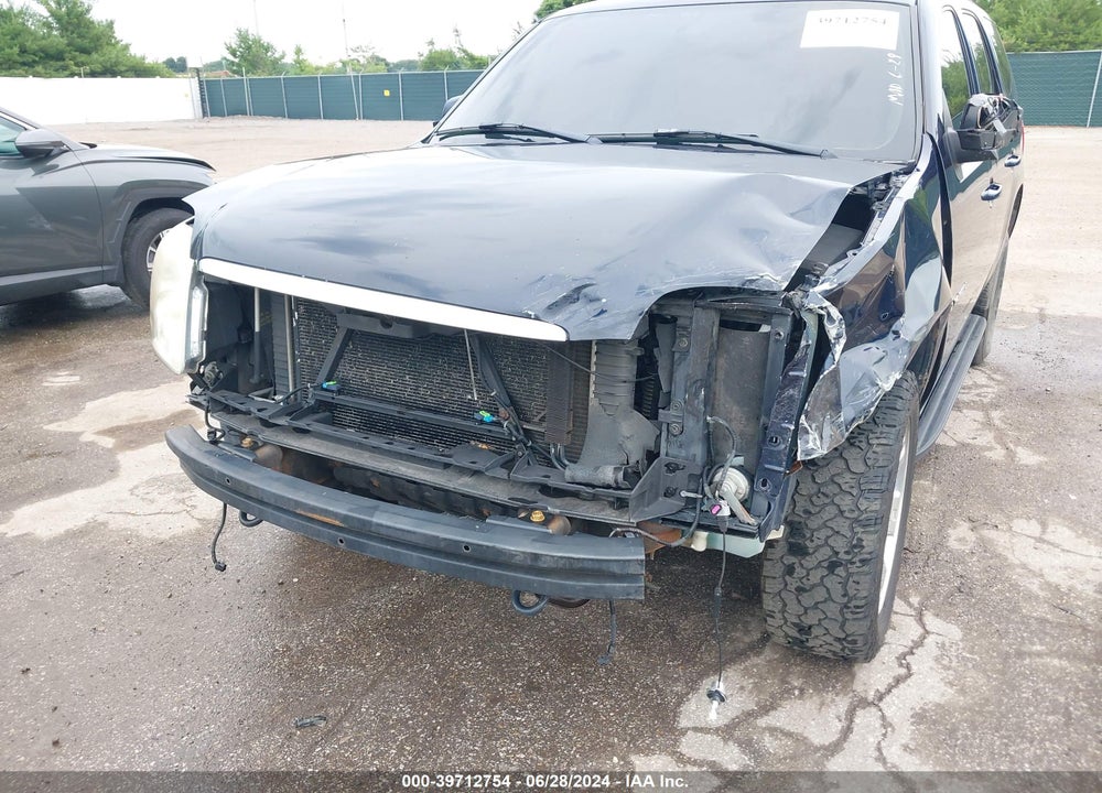 2007 GMC YUKON SLT VIN: 1GKFK13047J207036