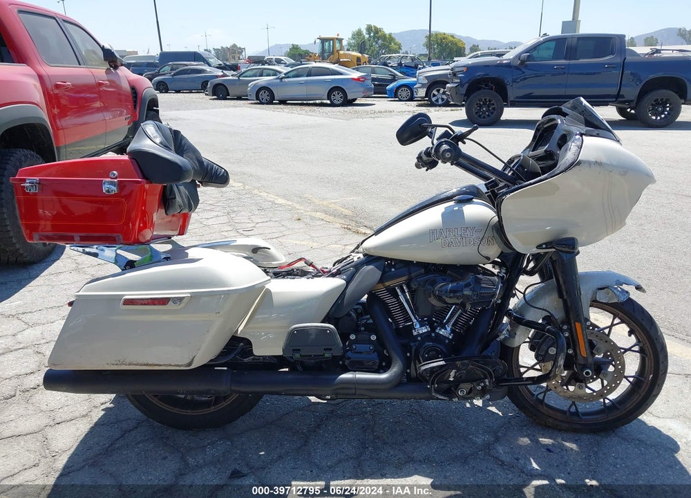 2023 HARLEY-DAVIDSON FLTRXST VIN: 1HD1ACL25PB619349