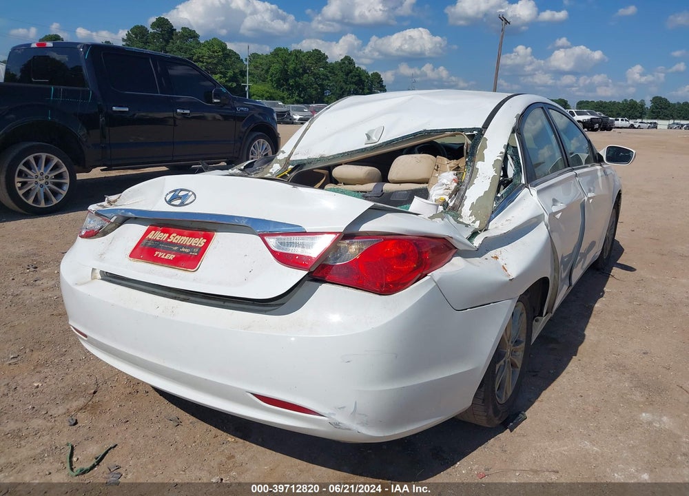 2013 HYUNDAI SONATA GLS VIN: 5NPEB4AC4DH665752